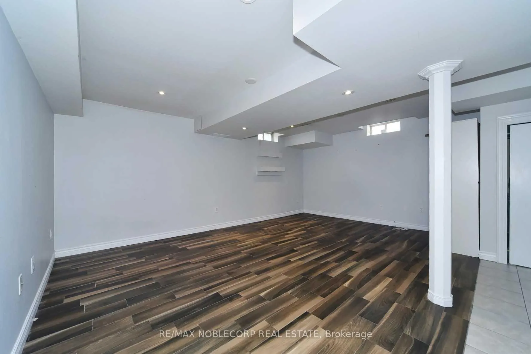 Photo 11 of Unit Basement, 16-103 Foxchase Avenue, Vaughan, East Woodbridge — HOMEH