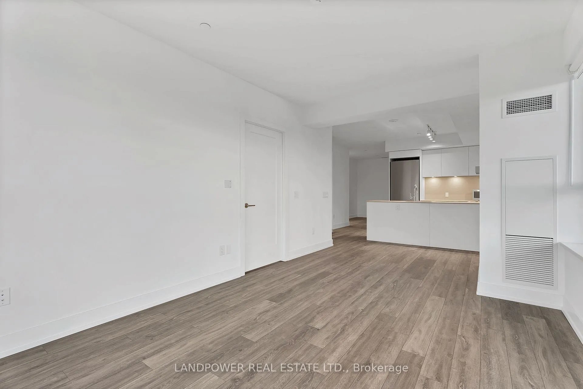 Photo 5 of Unit 1108, 9 Clegg Road, Markham, Unionville — HOMEH