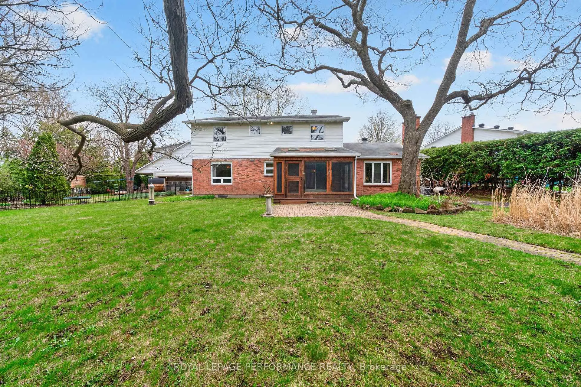 Photo 45 of 1837 Juno Avenue, Ottawa, Guildwood Estates - Urbandale Acres — HOMEH