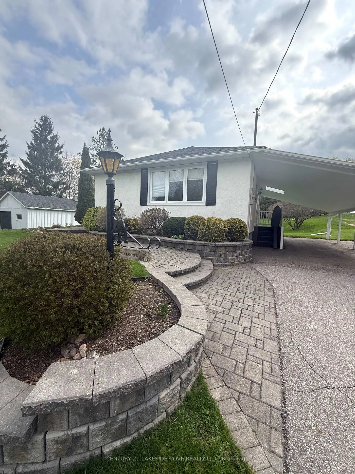 Photo 5 of 4509 Trulls Road, Clarington, Rural Clarington — HOMEH
