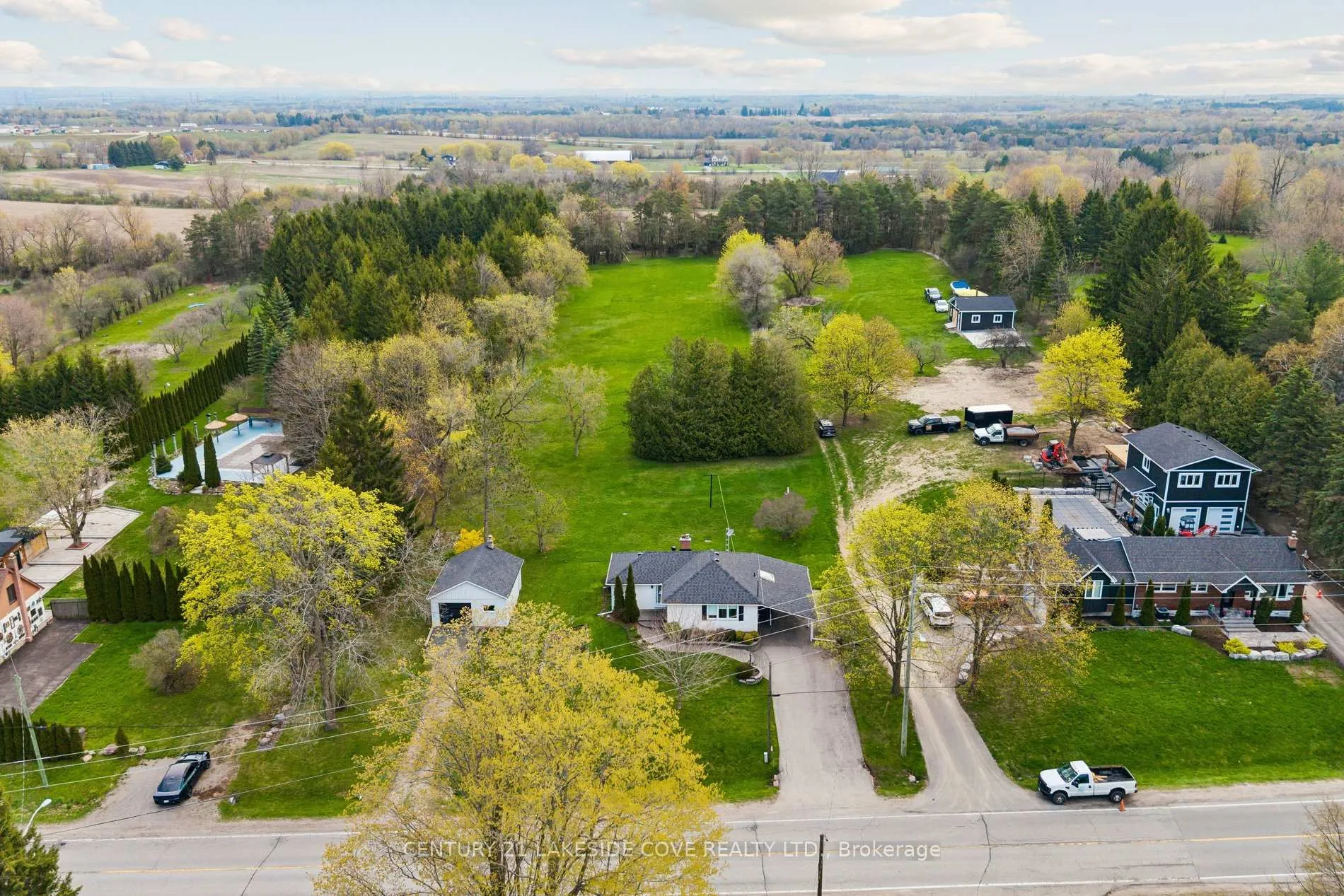 Photo 33 of 4509 Trulls Road, Clarington, Rural Clarington — HOMEH