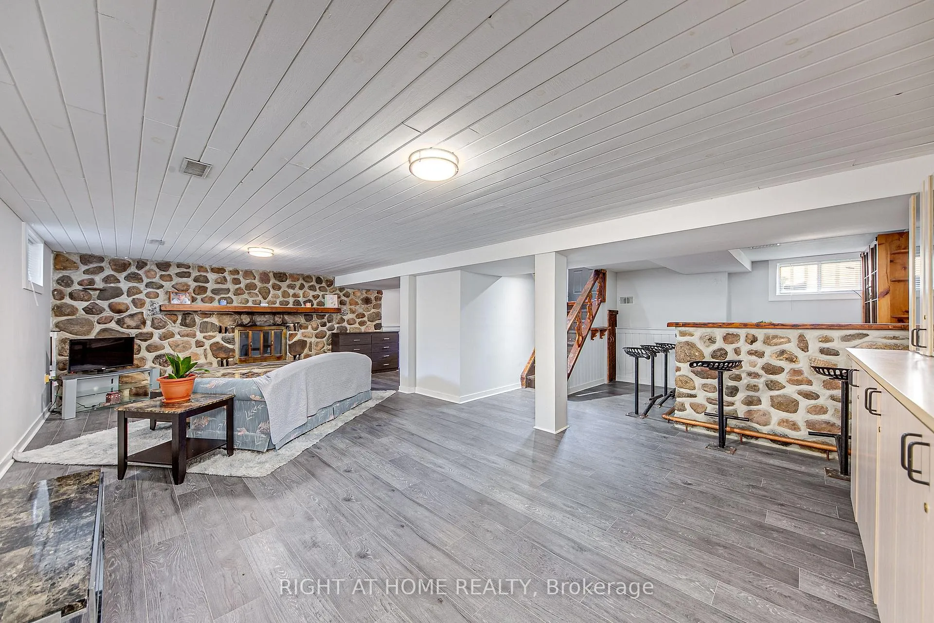 Photo 1 of Unit Basement, 148 Riverglen Drive, Georgina, Keswick South — HOMEH