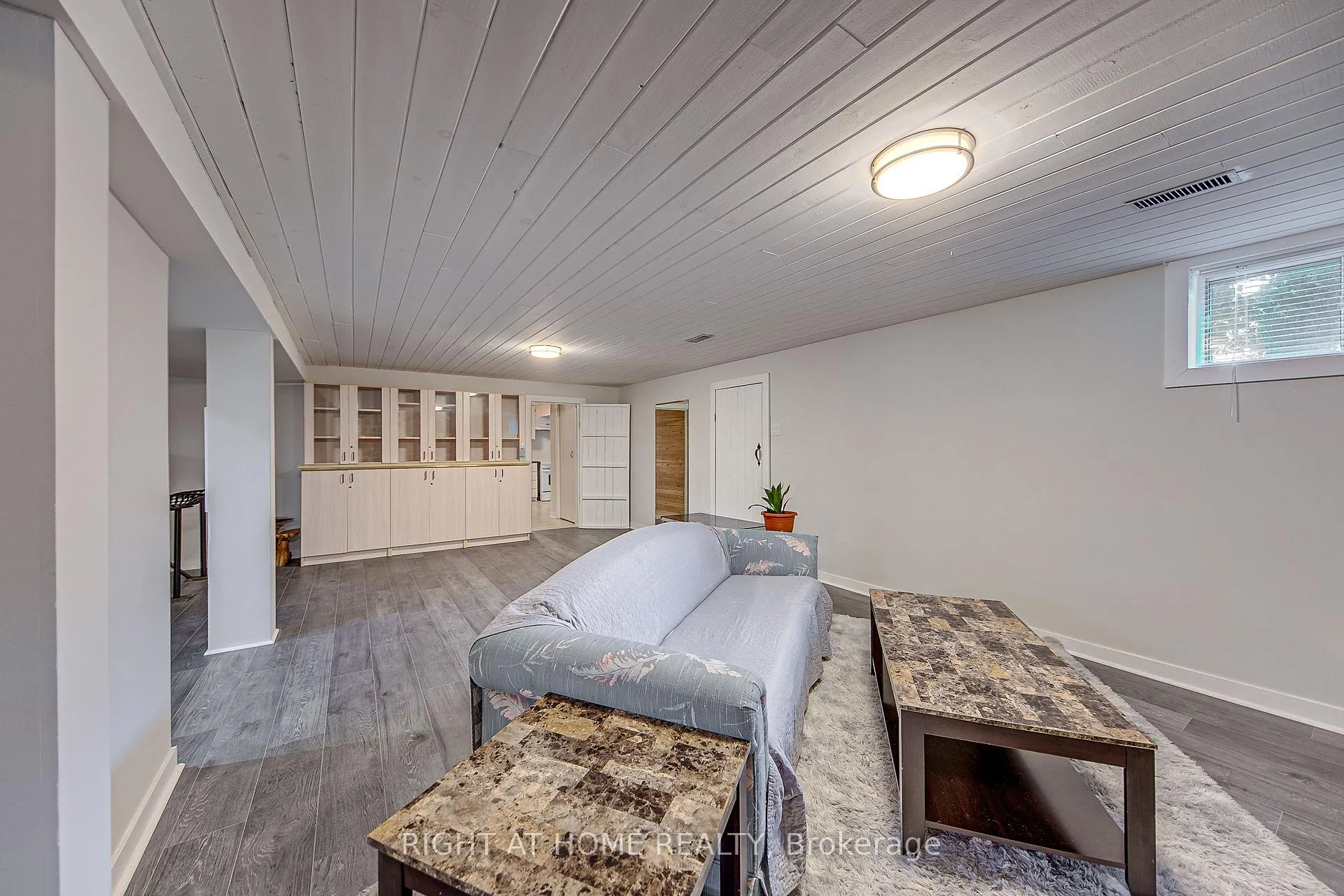 Photo 4 of Unit Basement, 148 Riverglen Drive, Georgina, Keswick South — HOMEH