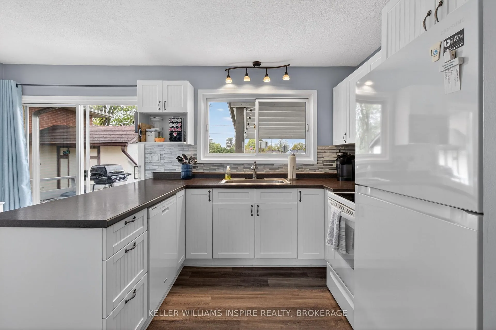 Photo 7 of 66 Manor Drive, Brockville — HOMEH