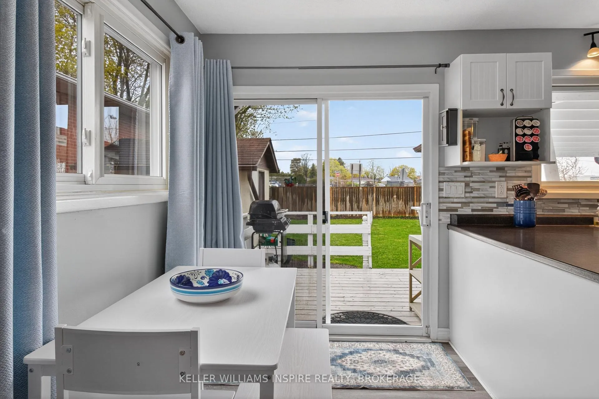 Photo 9 of 66 Manor Drive, Brockville — HOMEH