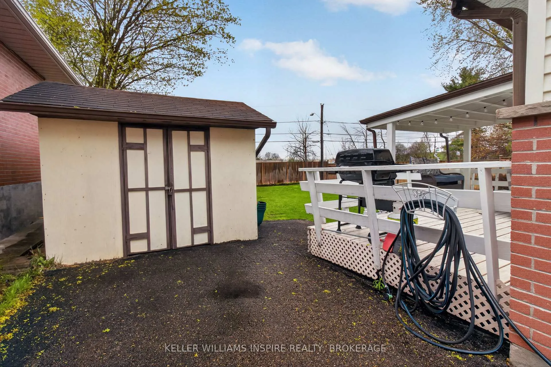 Photo 23 of 66 Manor Drive, Brockville — HOMEH
