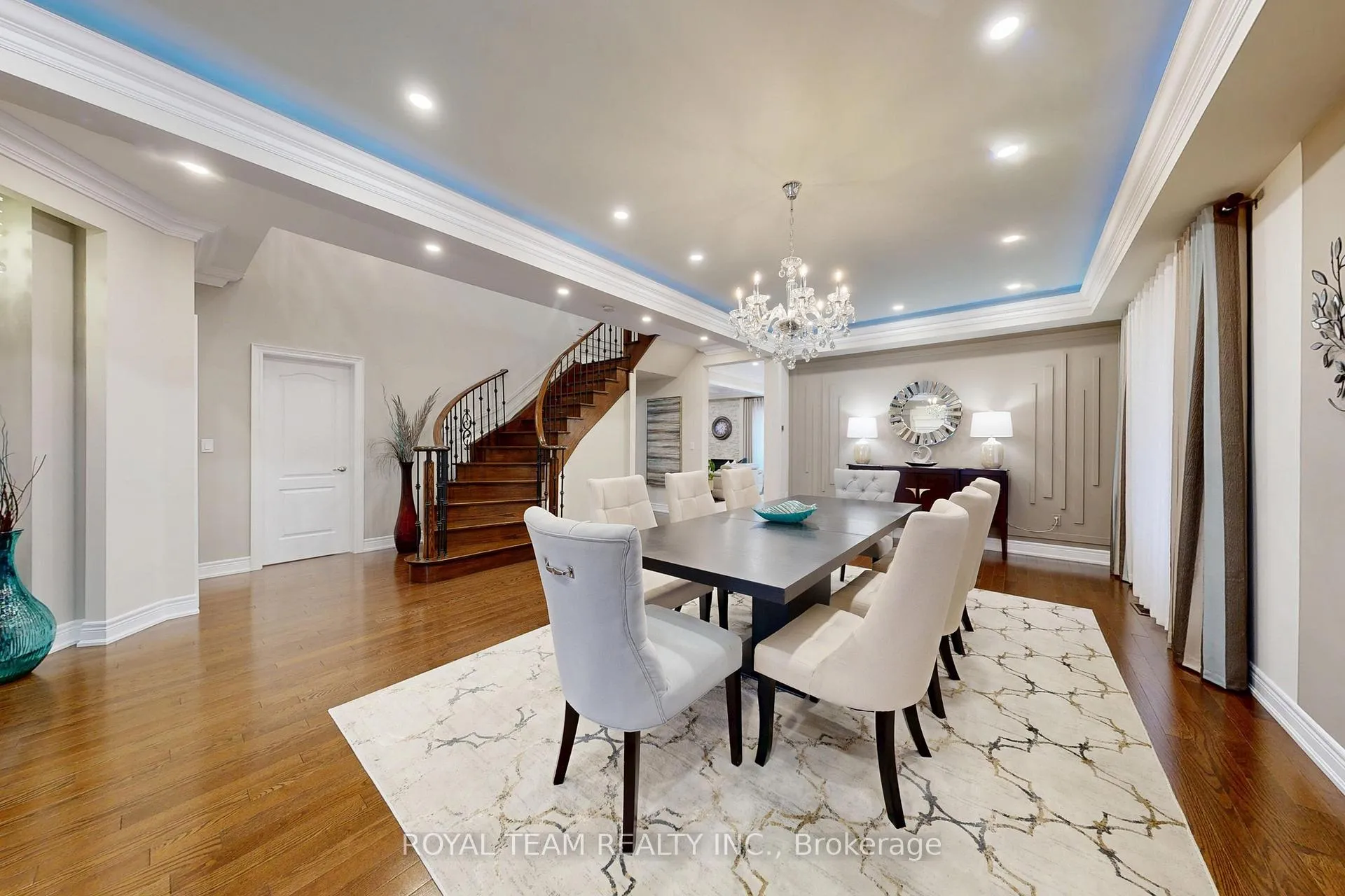 Photo 9 of 41 Daniel Bram Drive, Vaughan, Patterson — HOMEH