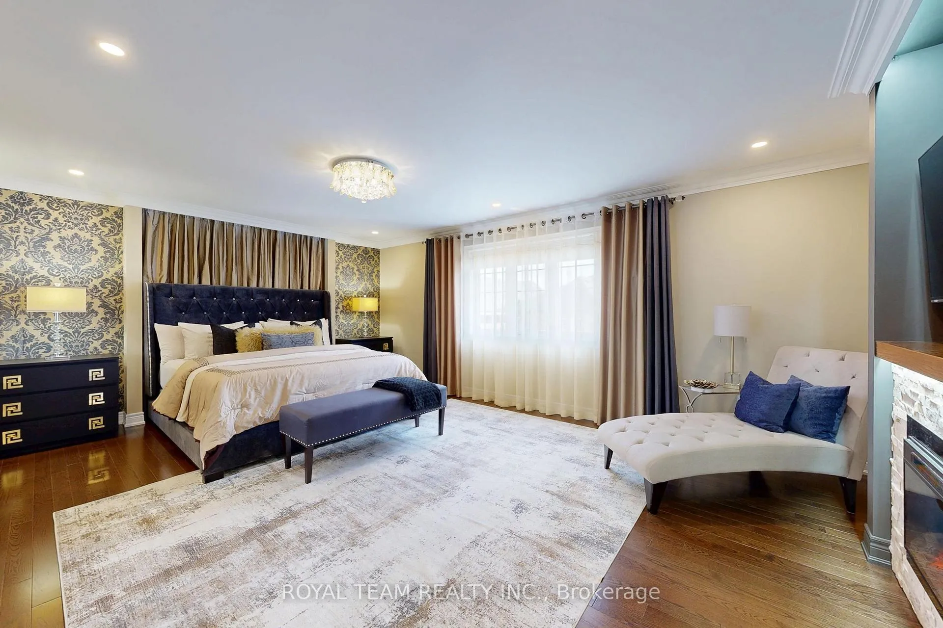 Photo 13 of 41 Daniel Bram Drive, Vaughan, Patterson — HOMEH