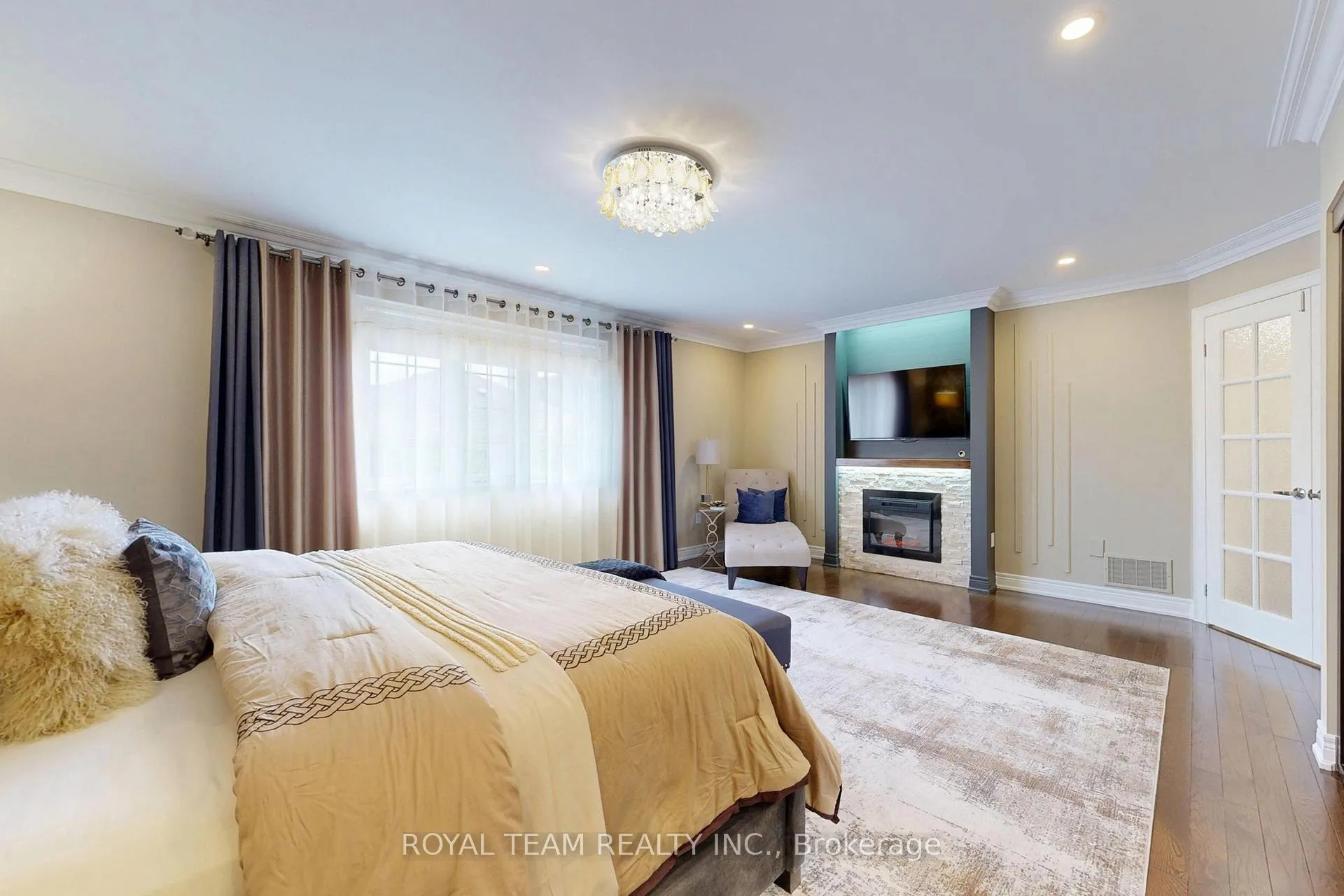 Photo 14 of 41 Daniel Bram Drive, Vaughan, Patterson — HOMEH
