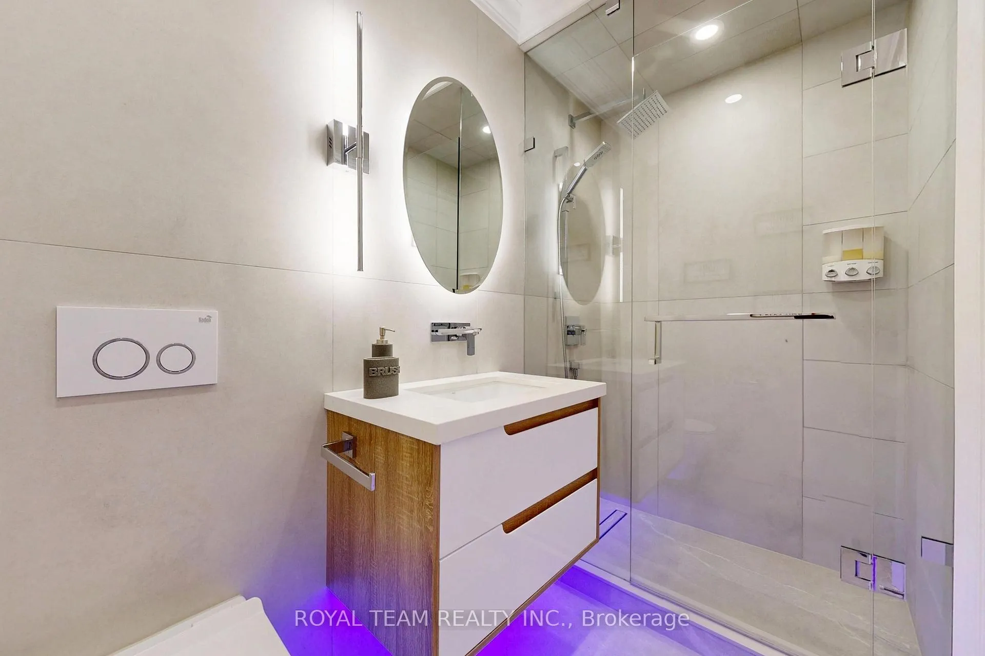 Photo 22 of 41 Daniel Bram Drive, Vaughan, Patterson — HOMEH