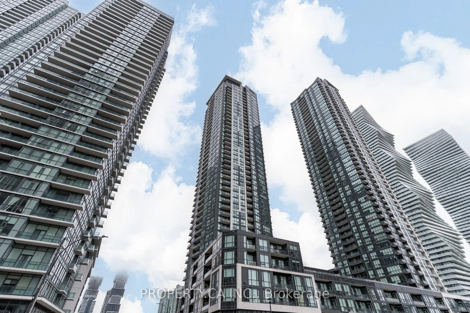 Front of Unit 3904, 510 Curran Place