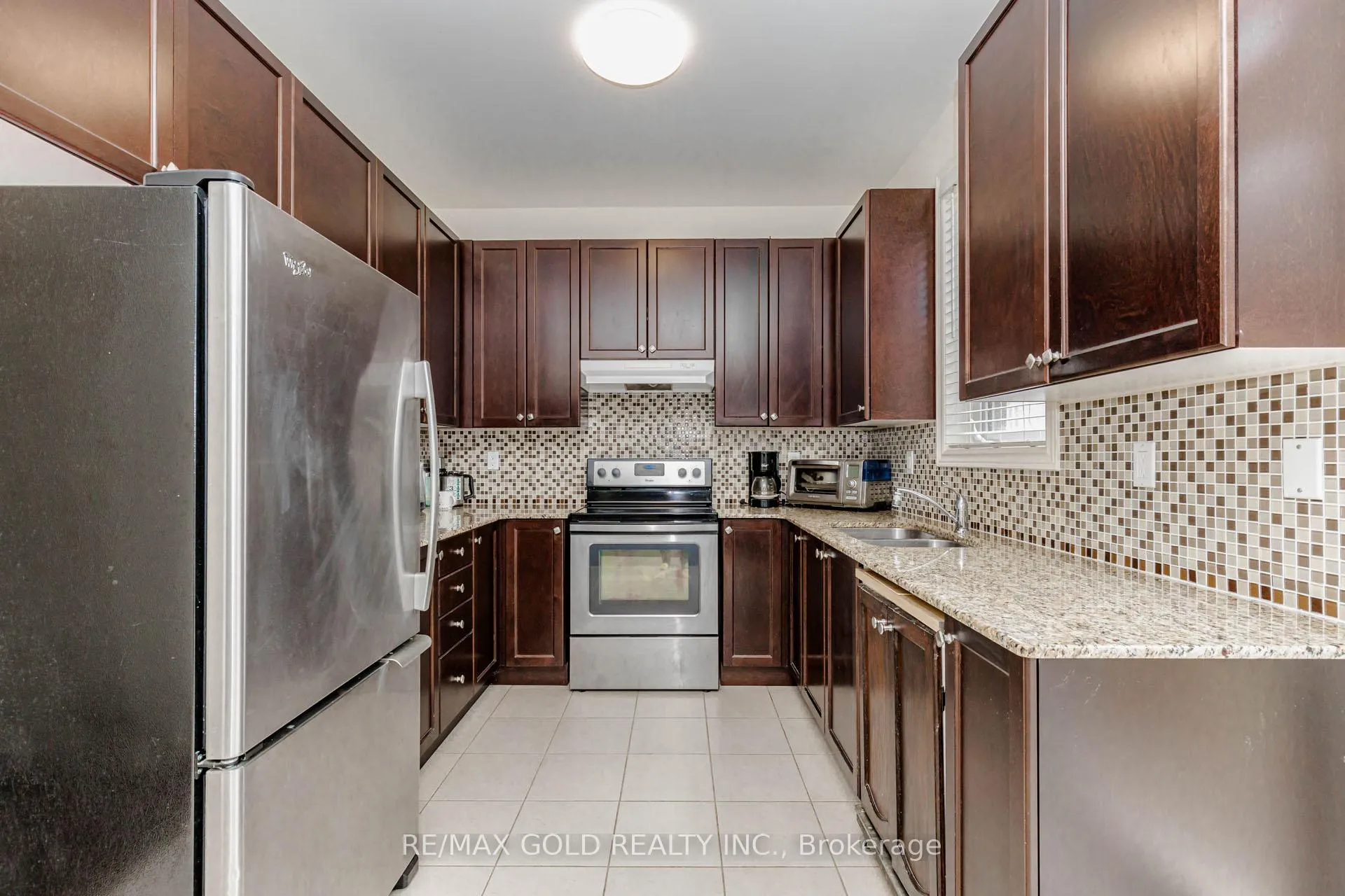 Photo 13 of 43 George Robinson Drive, Brampton, Credit Valley — HOMEH