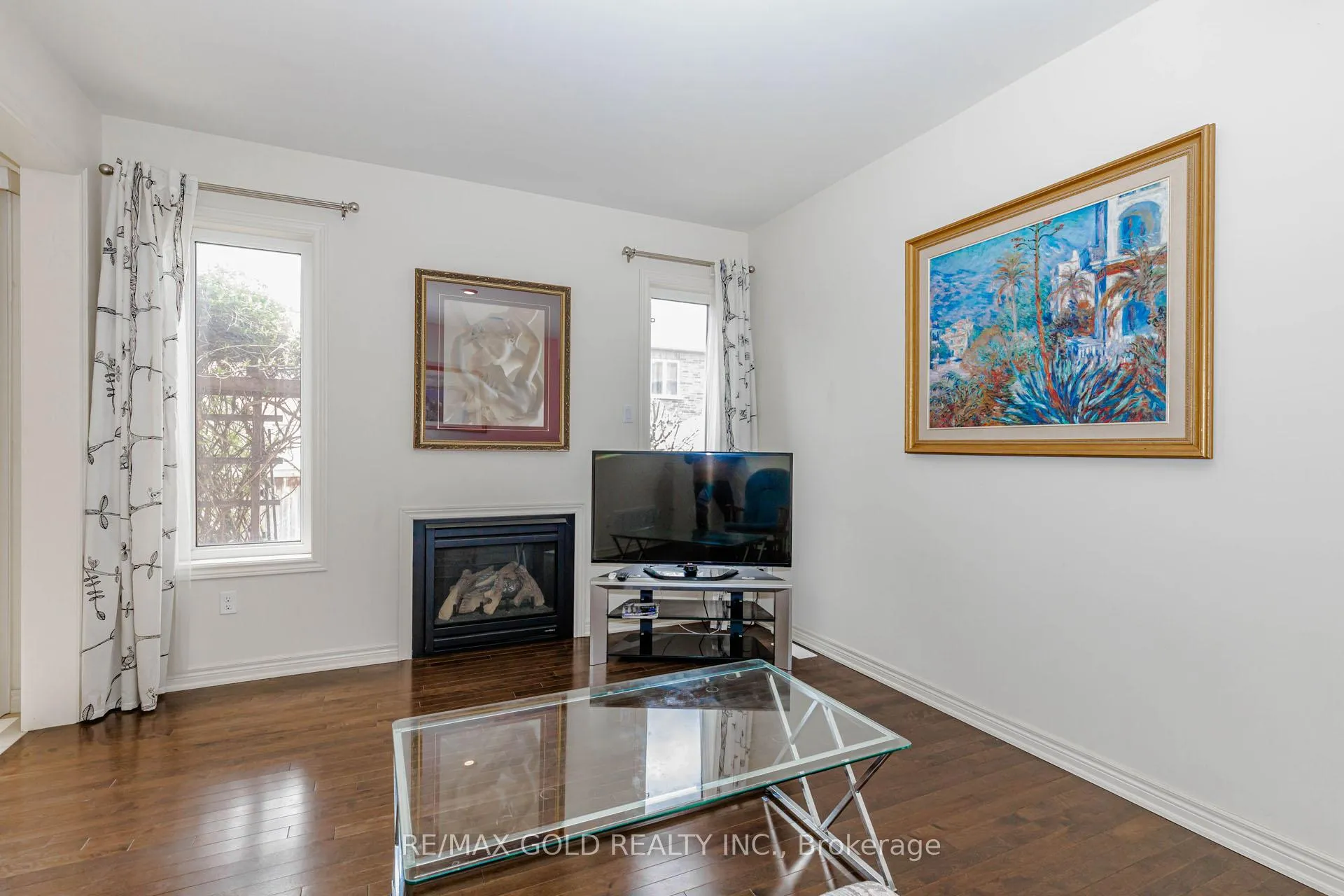 Photo 16 of 43 George Robinson Drive, Brampton, Credit Valley — HOMEH