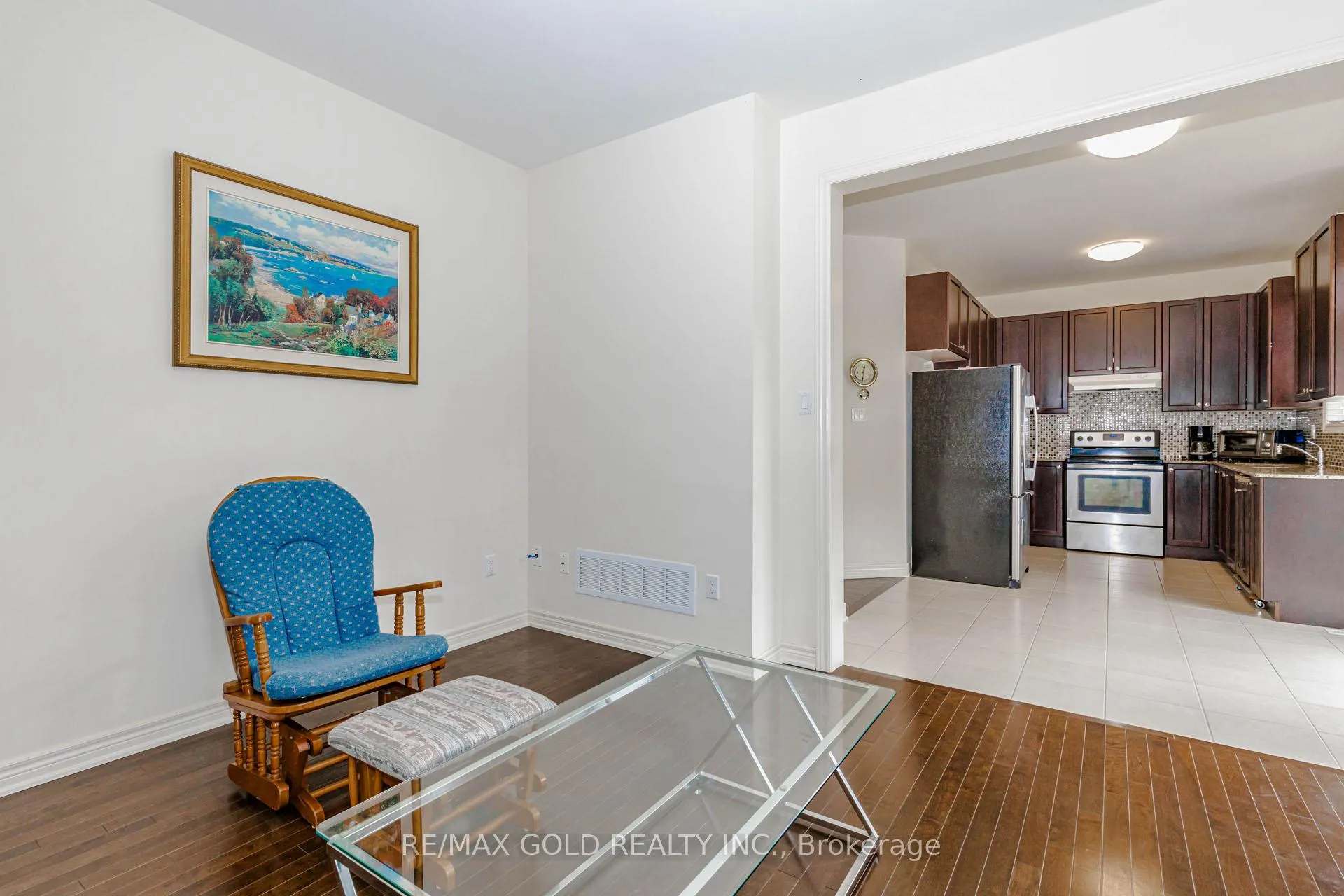 Photo 17 of 43 George Robinson Drive, Brampton, Credit Valley — HOMEH