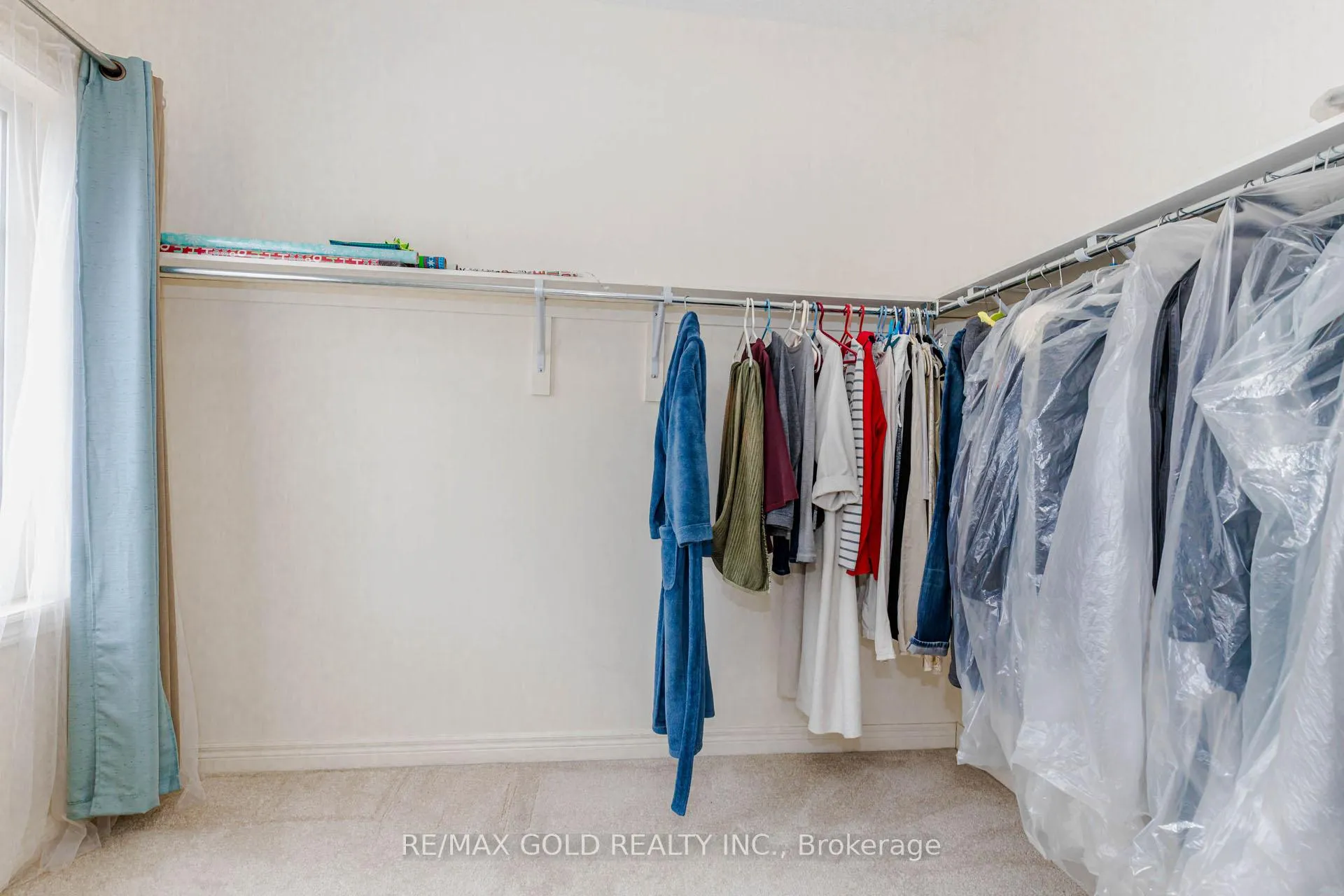 Photo 24 of 43 George Robinson Drive, Brampton, Credit Valley — HOMEH