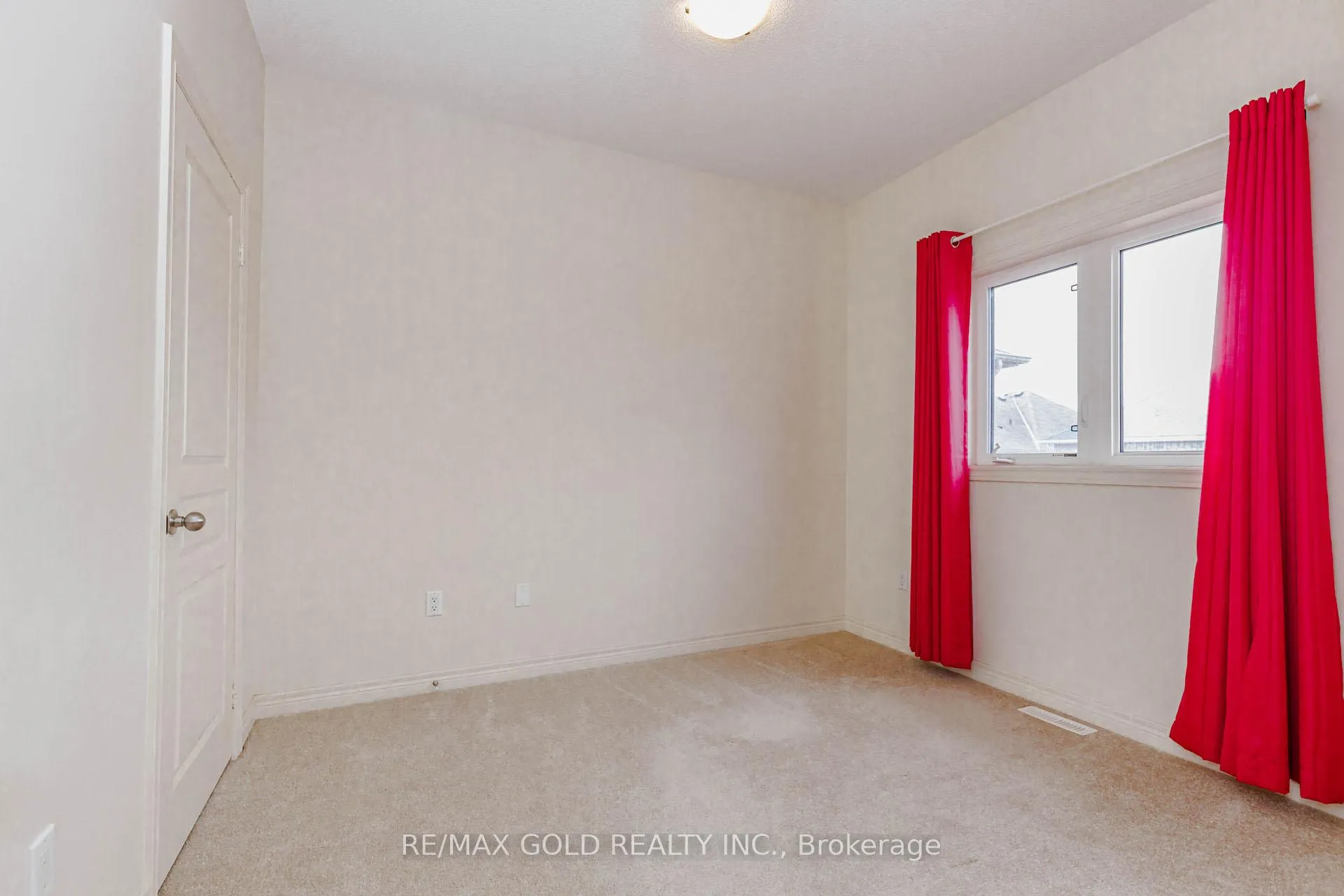 Photo 34 of 43 George Robinson Drive, Brampton, Credit Valley — HOMEH
