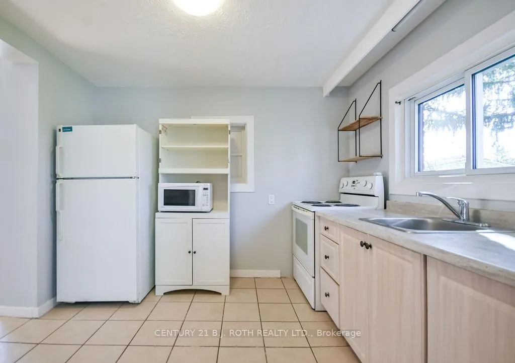 Photo 19 of 174 Barrie Road, Orillia — HOMEH