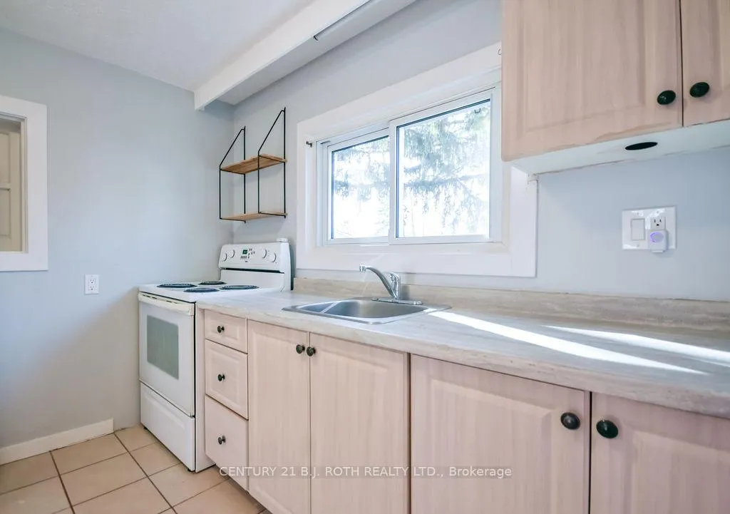 Photo 20 of 174 Barrie Road, Orillia — HOMEH