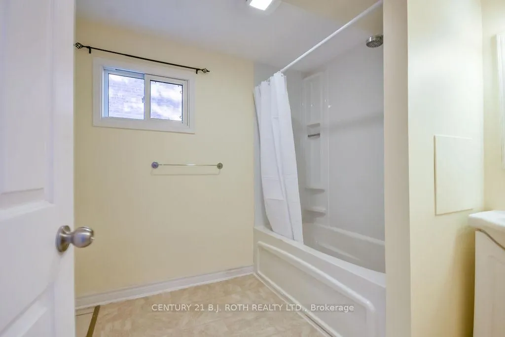 Photo 23 of 174 Barrie Road, Orillia — HOMEH