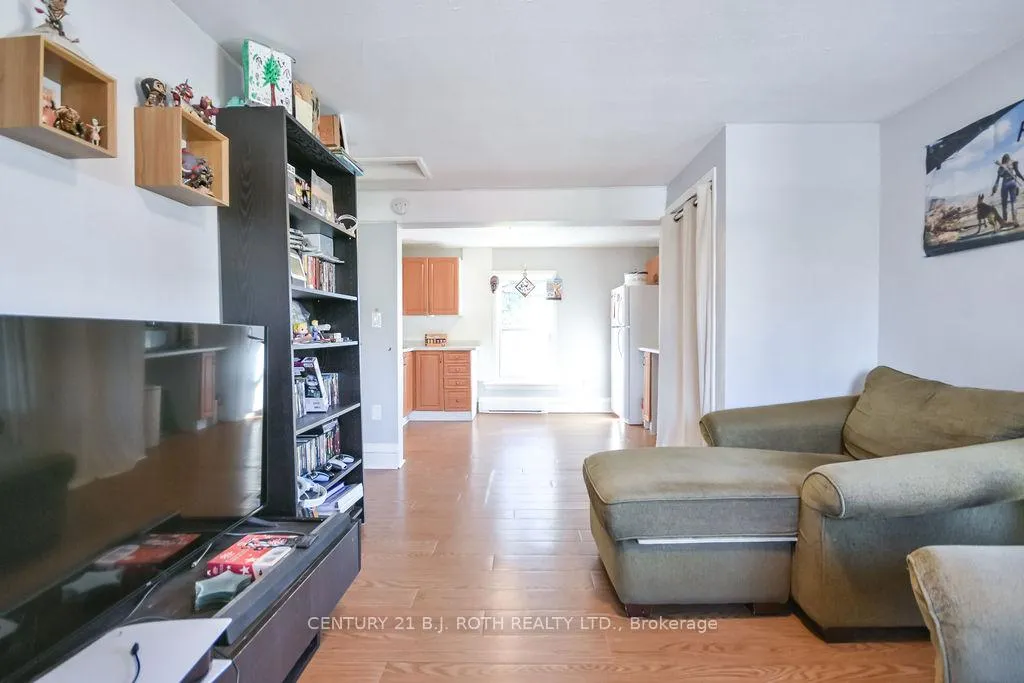 Photo 33 of 174 Barrie Road, Orillia — HOMEH