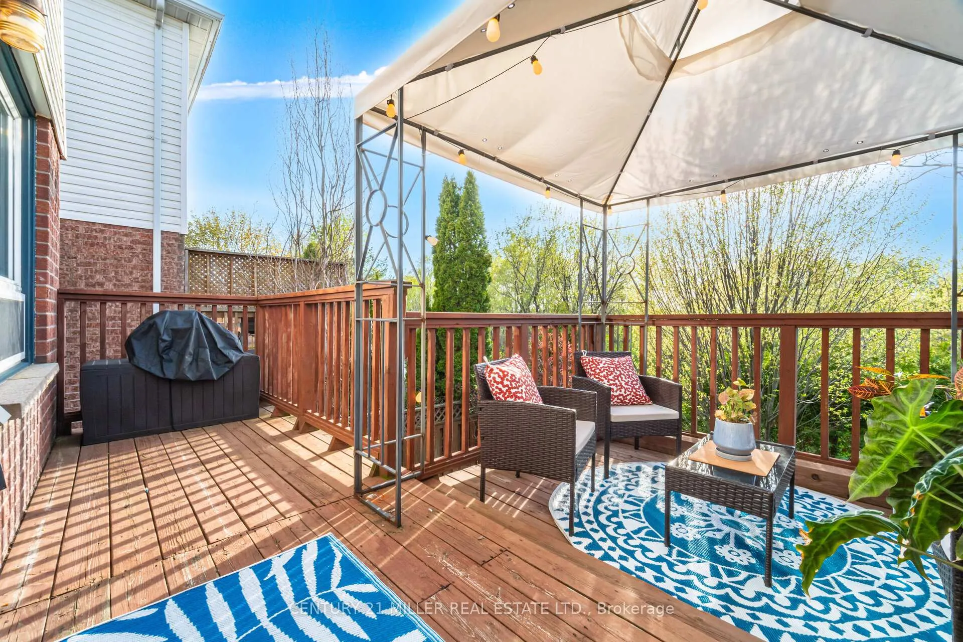 Photo 14 of 4 Kildonan Cres, Hamilton, Waterdown — HOMEH