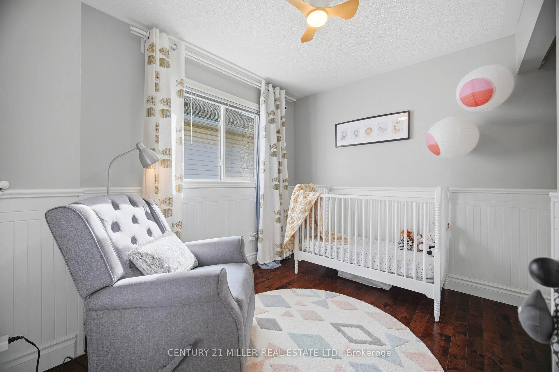 Photo 24 of 4 Kildonan Cres, Hamilton, Waterdown — HOMEH