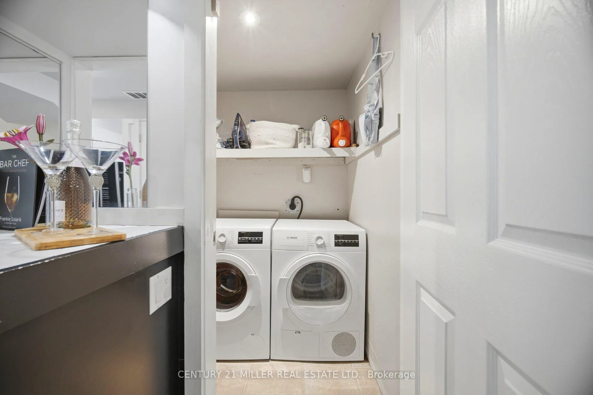 Photo 35 of 4 Kildonan Cres, Hamilton, Waterdown — HOMEH