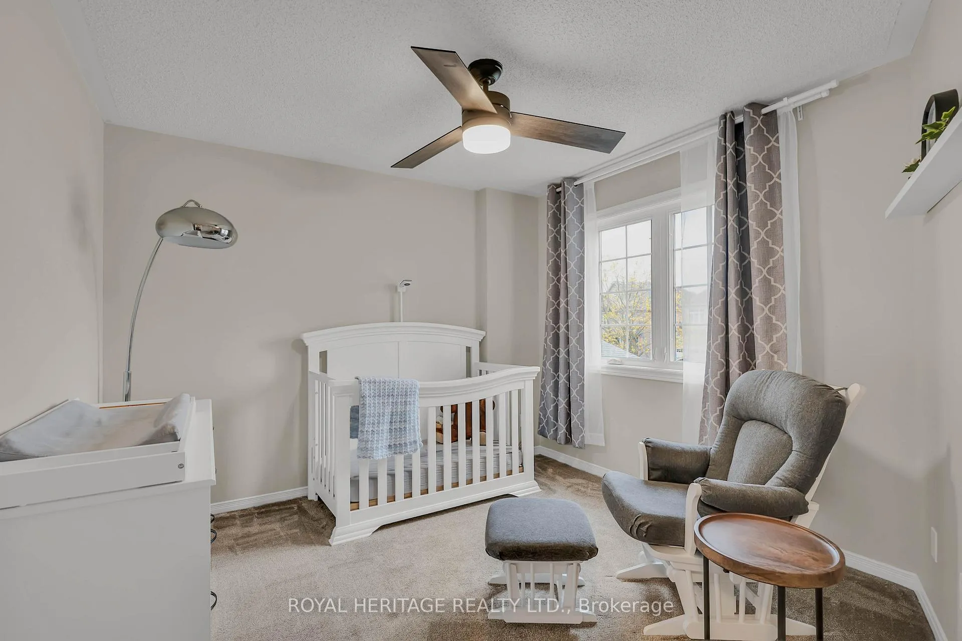 Photo 24 of 65 Ireland Street, Clarington, Bowmanville — HOMEH