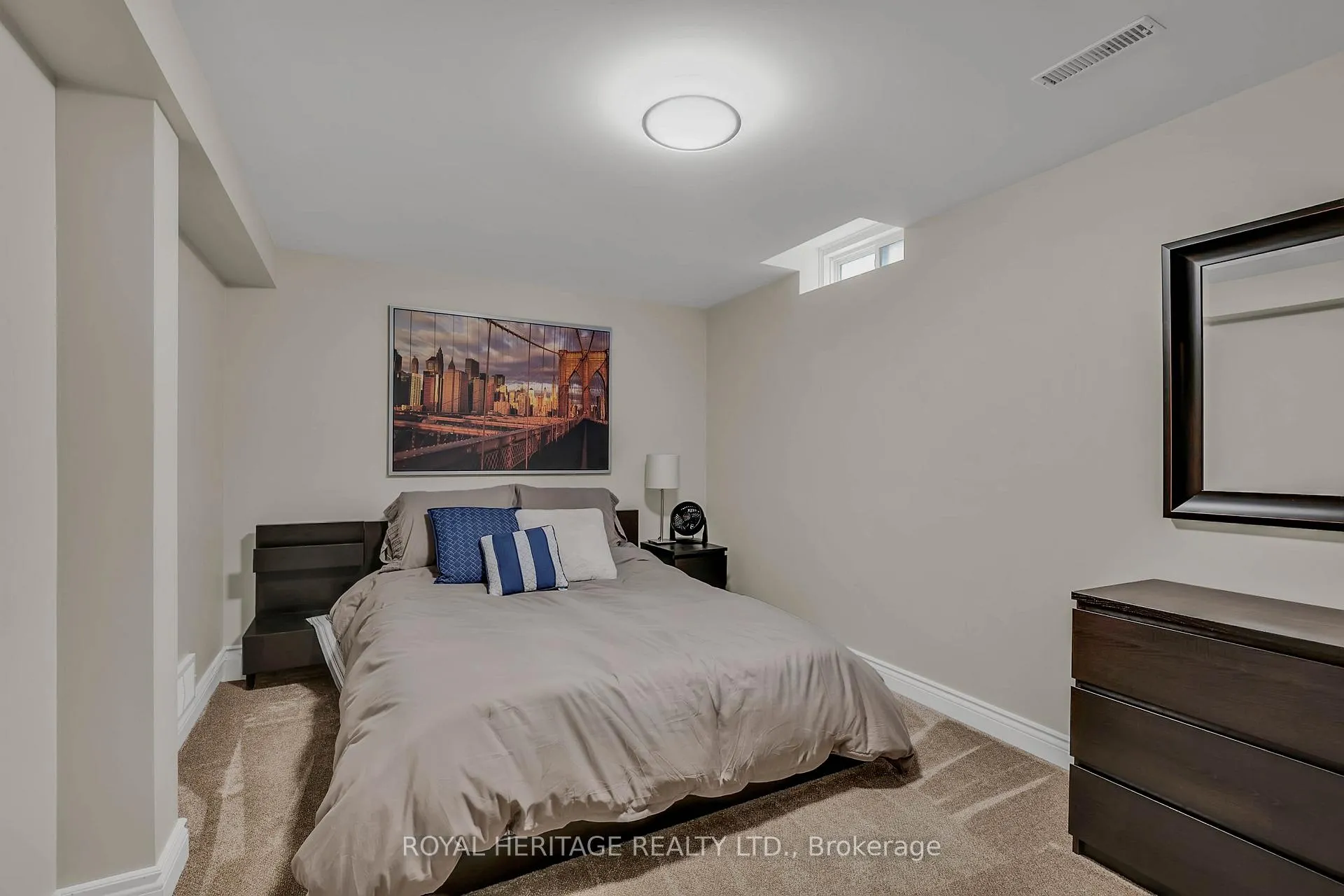 Photo 36 of 65 Ireland Street, Clarington, Bowmanville — HOMEH