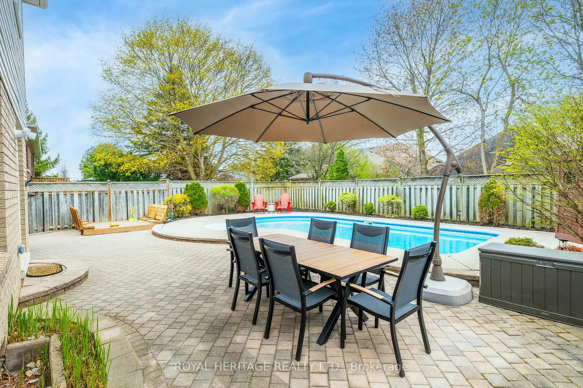 Photo 37 of 65 Ireland Street, Clarington, Bowmanville — HOMEH