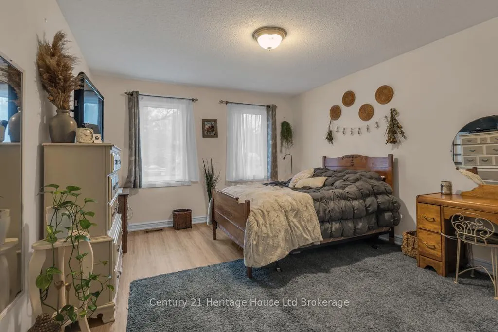 Photo 17 of 5 Dereham Drive, Tillsonburg — HOMEH