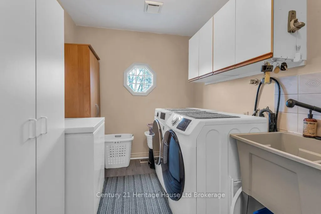 Photo 20 of 5 Dereham Drive, Tillsonburg — HOMEH