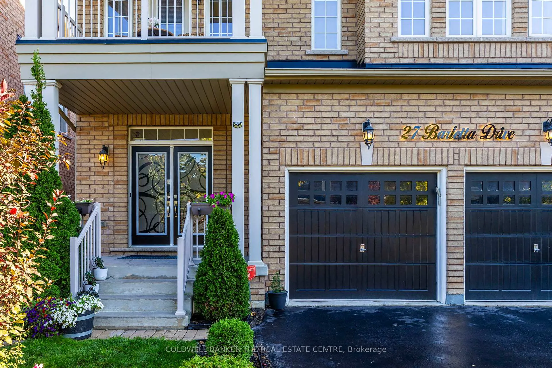 Photo 2 of 27 Barletta Drive, Vaughan, Patterson — HOMEH
