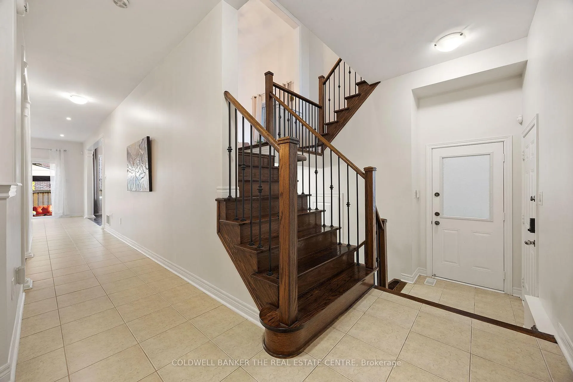 Photo 7 of 27 Barletta Drive, Vaughan, Patterson — HOMEH