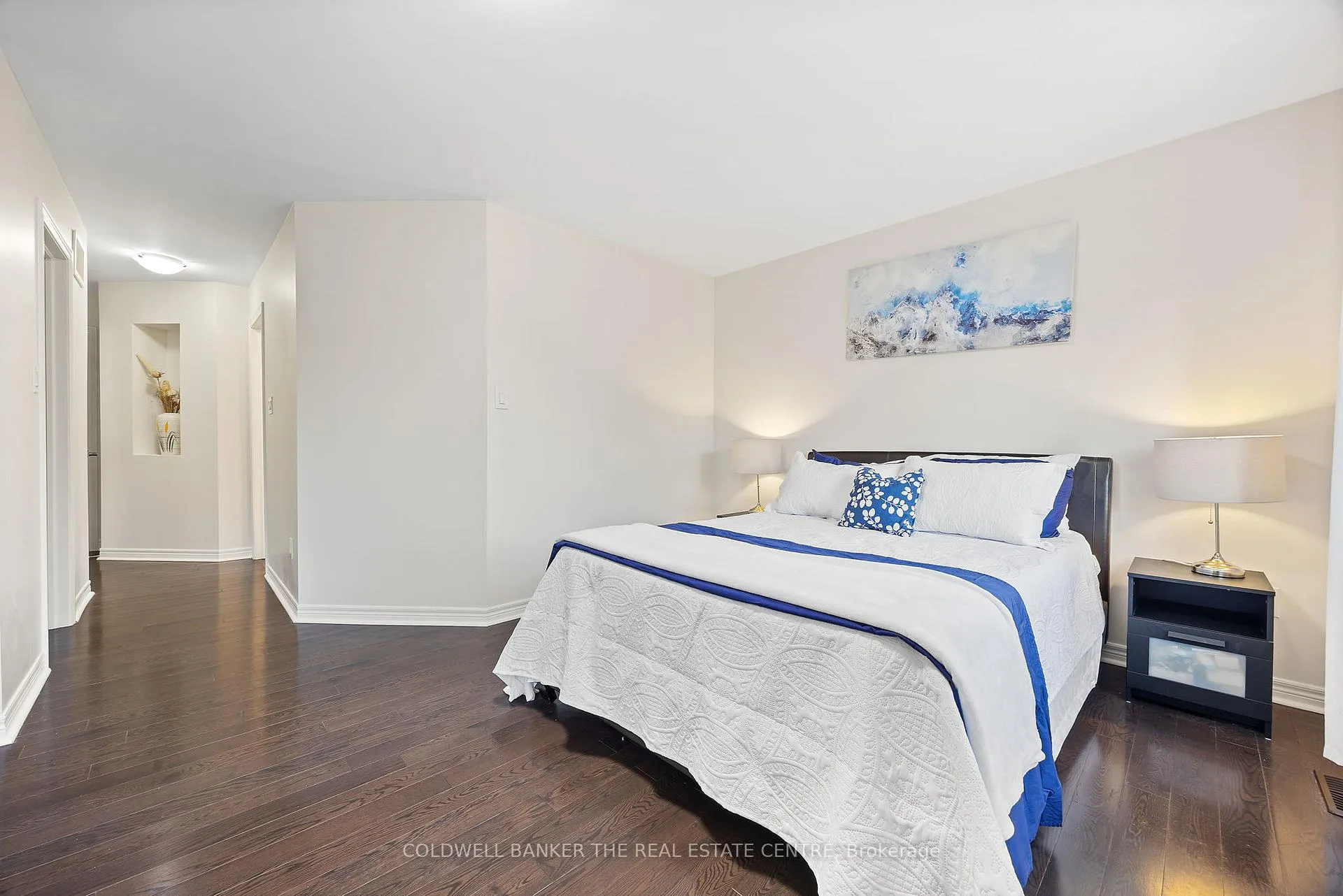 Photo 18 of 27 Barletta Drive, Vaughan, Patterson — HOMEH