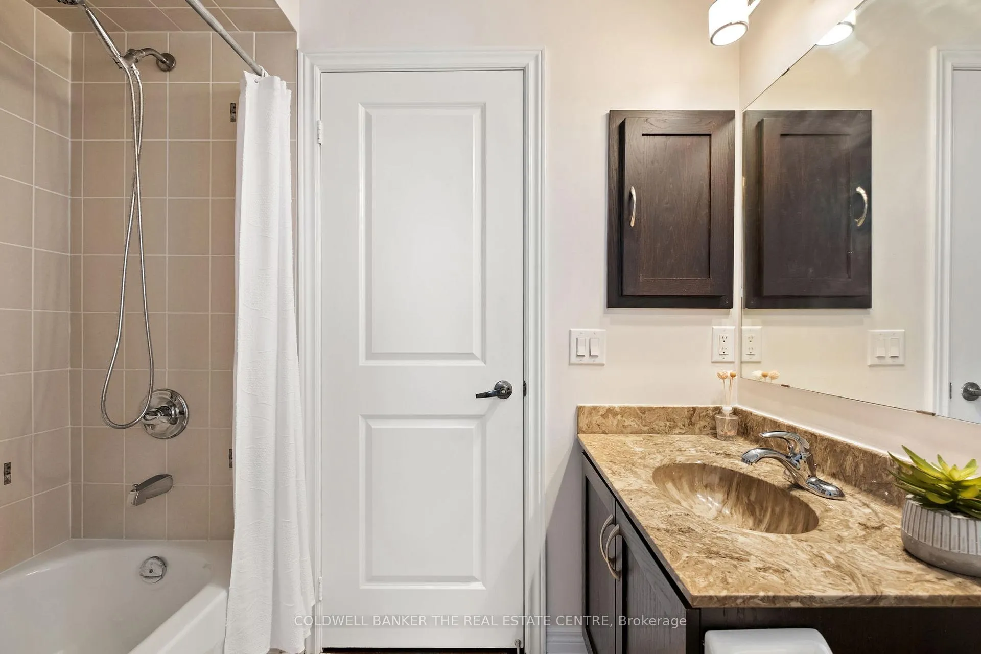 Photo 32 of 27 Barletta Drive, Vaughan, Patterson — HOMEH