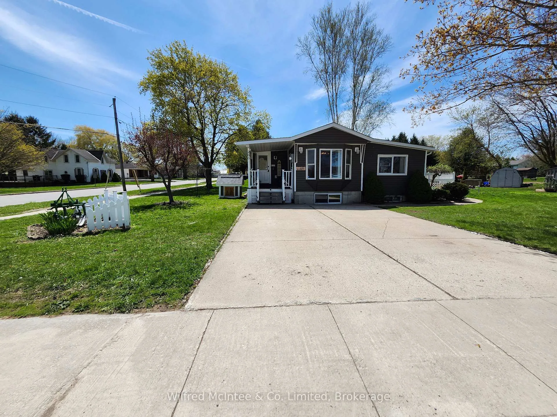 Photo 2 of 263 Mcconnell Street, North Huron, Blyth — HOMEH