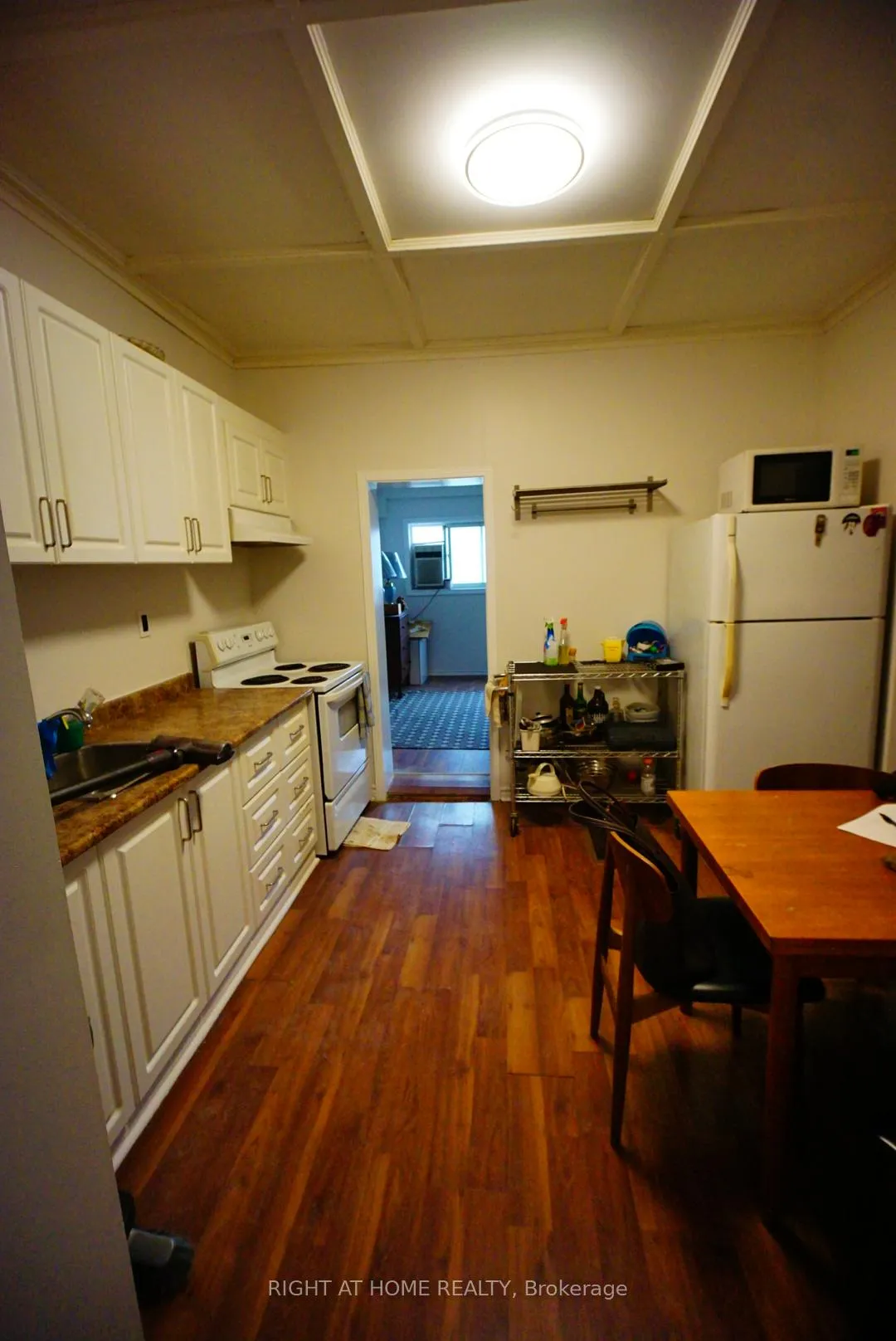 Photo 7 of 122 Eccles Street S, Ottawa, West Centre Town — HOMEH