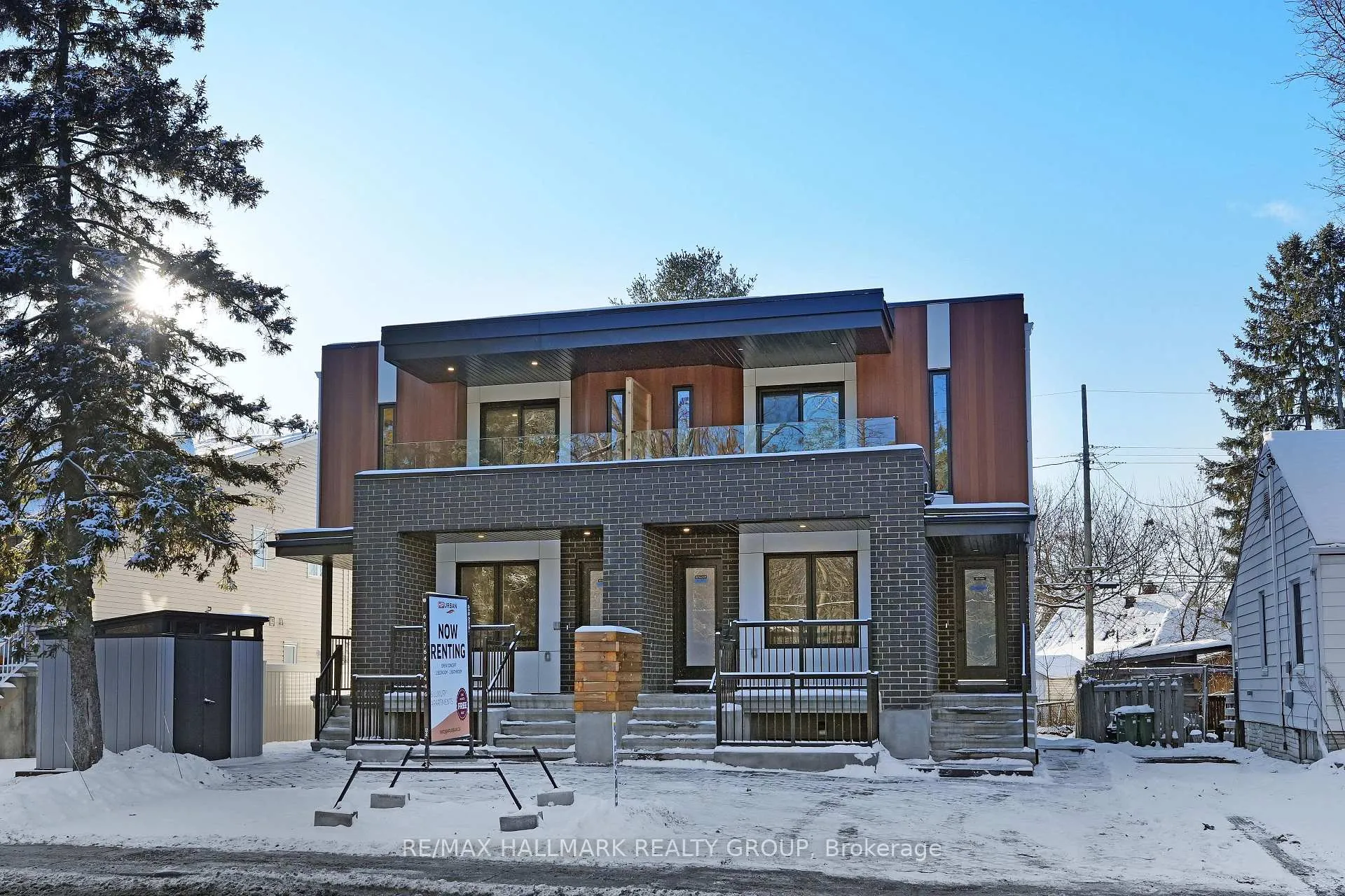 Front of Unit C, 958 Fisher Avenue