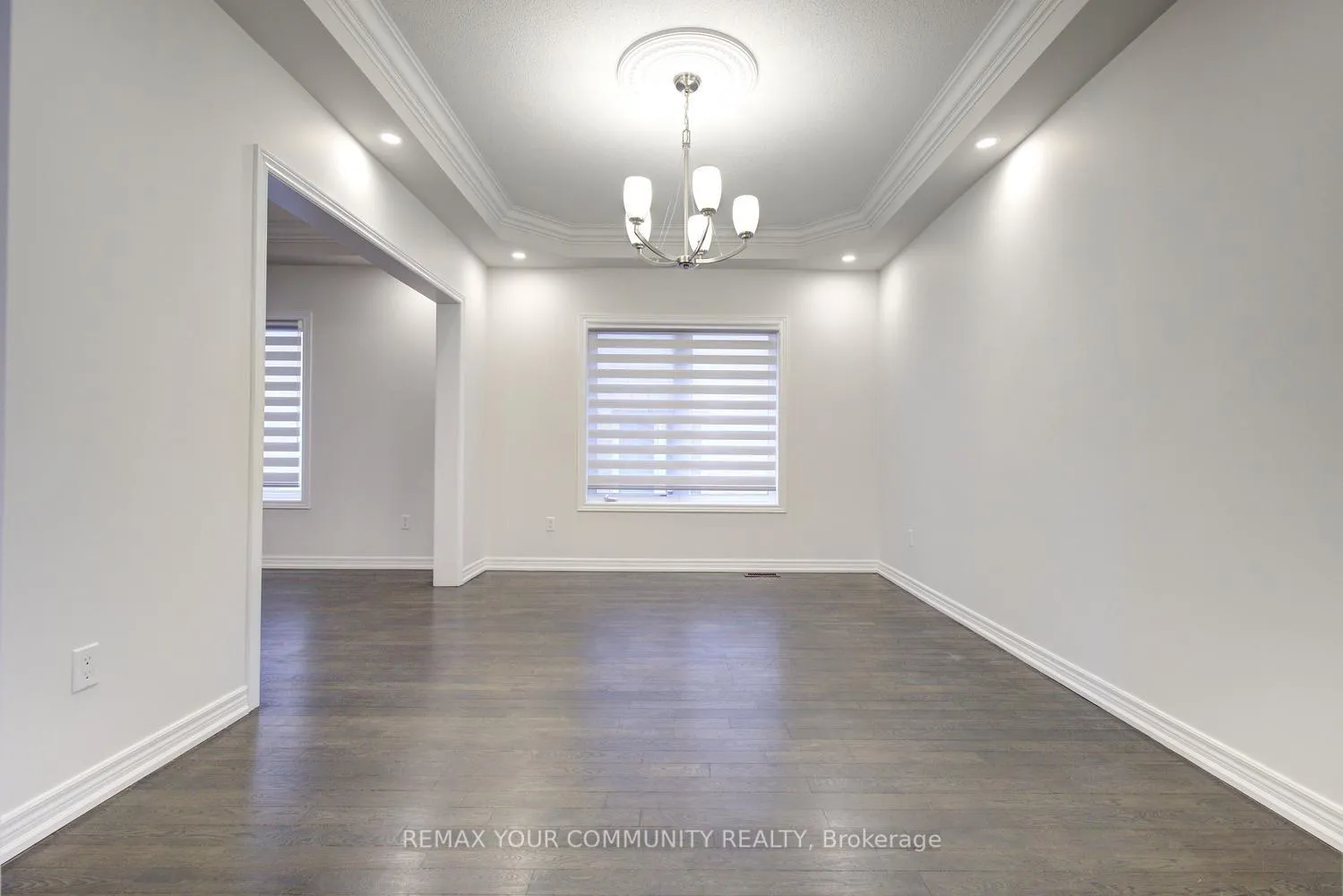 Photo 10 of 112 Golden Forest Road, Vaughan, Patterson — HOMEH