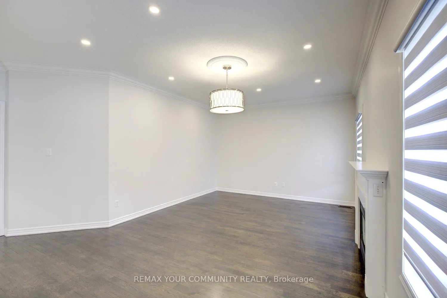 Photo 13 of 112 Golden Forest Road, Vaughan, Patterson — HOMEH