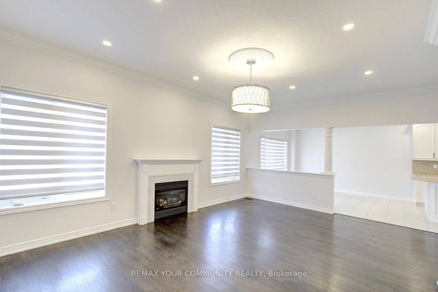 Photo 14 of 112 Golden Forest Road, Vaughan, Patterson — HOMEH