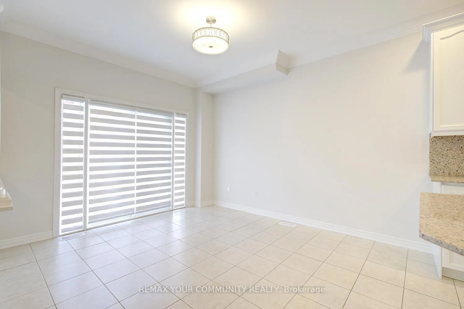 Photo 16 of 112 Golden Forest Road, Vaughan, Patterson — HOMEH