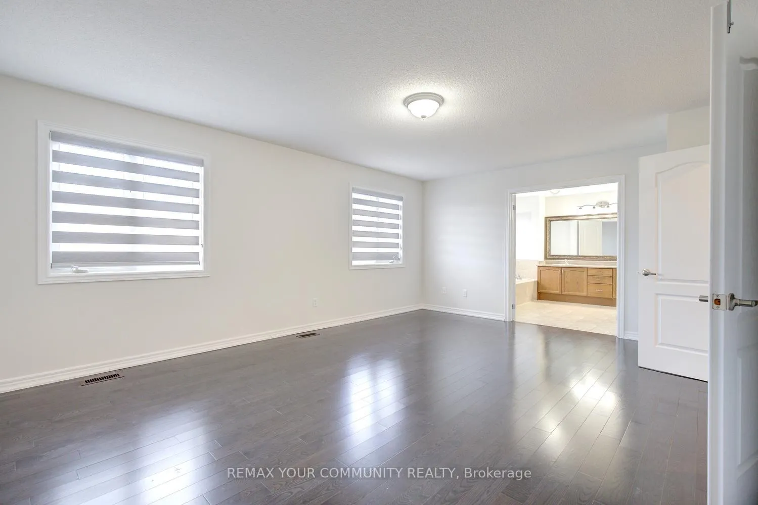 Photo 28 of 112 Golden Forest Road, Vaughan, Patterson — HOMEH