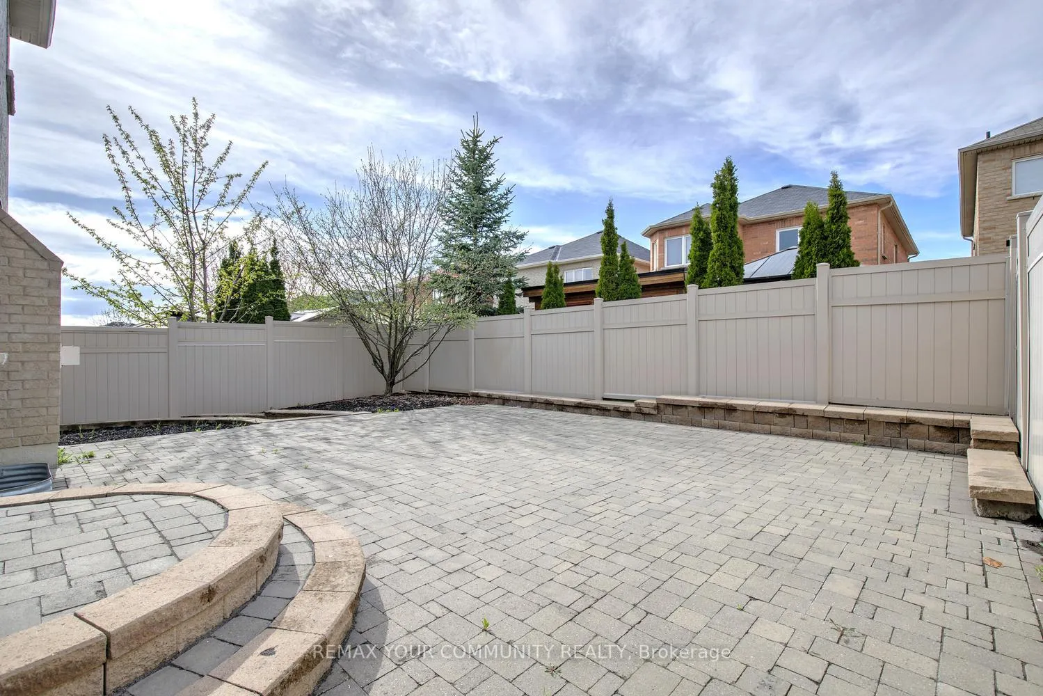 Photo 48 of 112 Golden Forest Road, Vaughan, Patterson — HOMEH