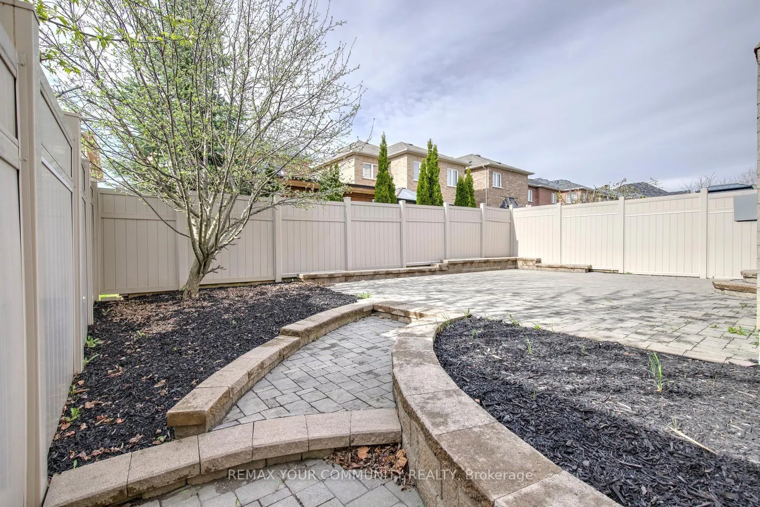 Photo 49 of 112 Golden Forest Road, Vaughan, Patterson — HOMEH