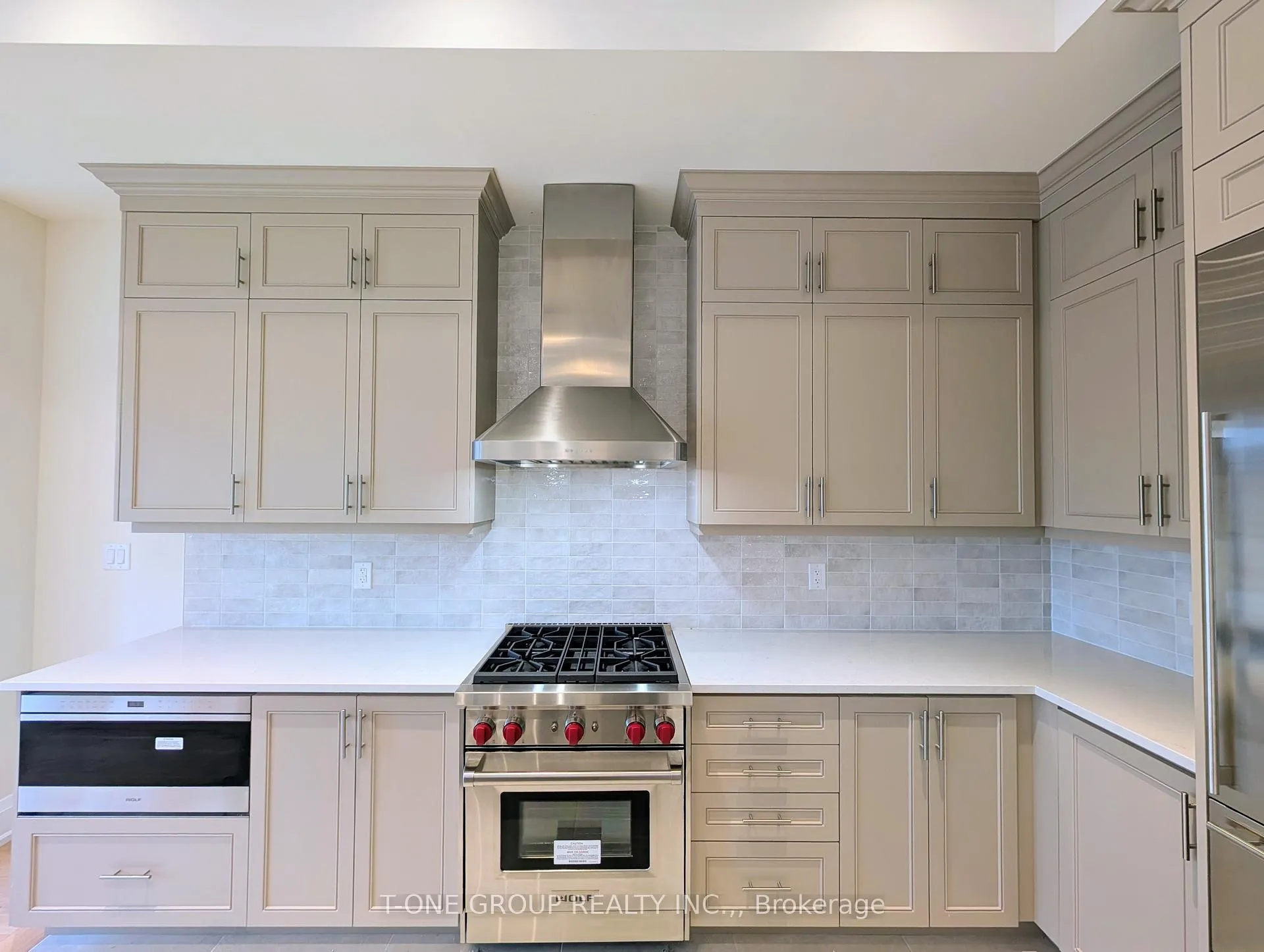 Photo 7 of 417 York Downs Boulevard, Markham, Cachet — HOMEH