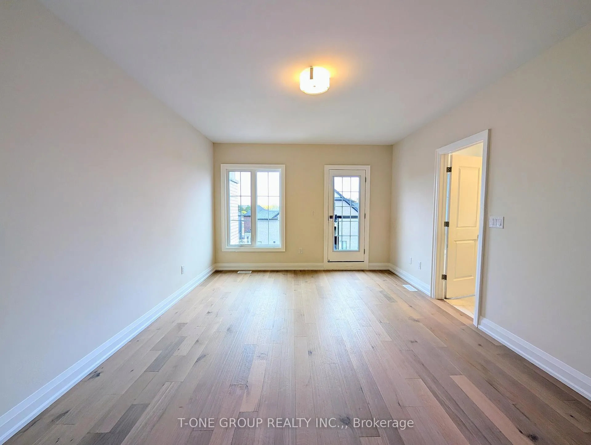 Photo 13 of 417 York Downs Boulevard, Markham, Cachet — HOMEH