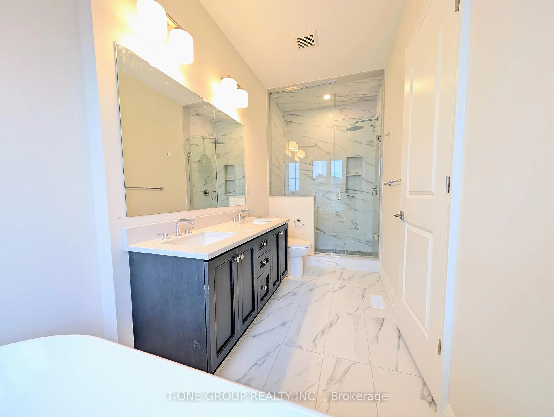 Photo 15 of 417 York Downs Boulevard, Markham, Cachet — HOMEH