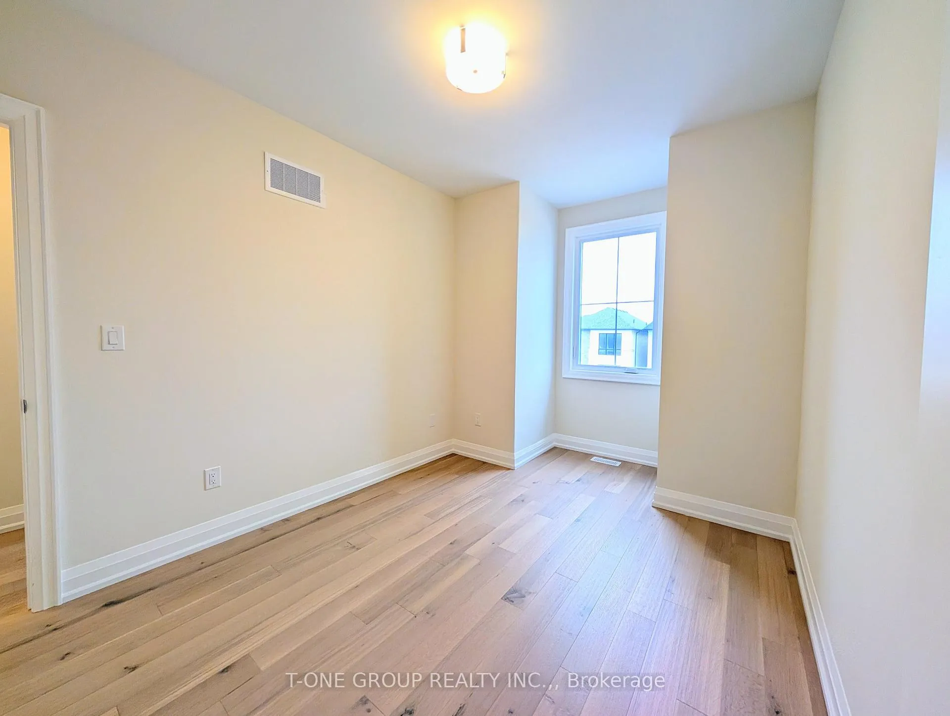 Photo 16 of 417 York Downs Boulevard, Markham, Cachet — HOMEH